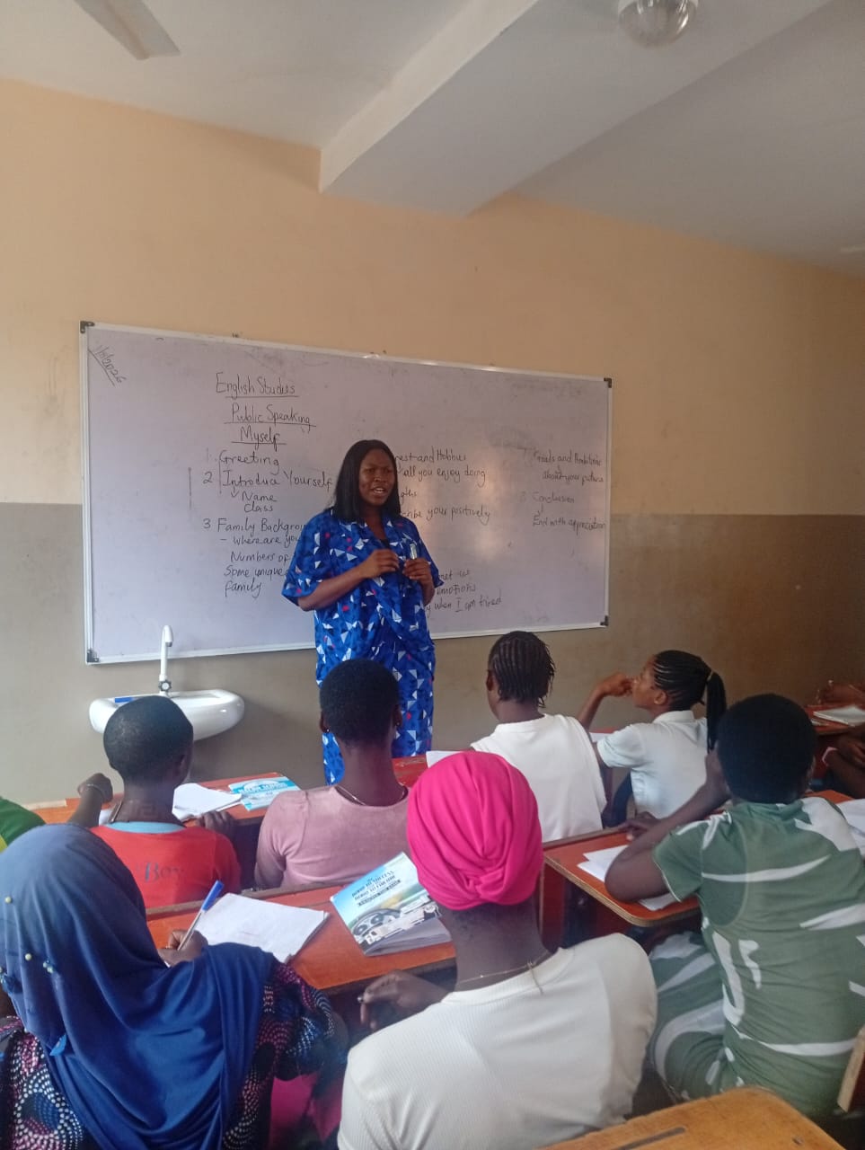 Joy Omowunmi Sole Facilitating Workshop Session